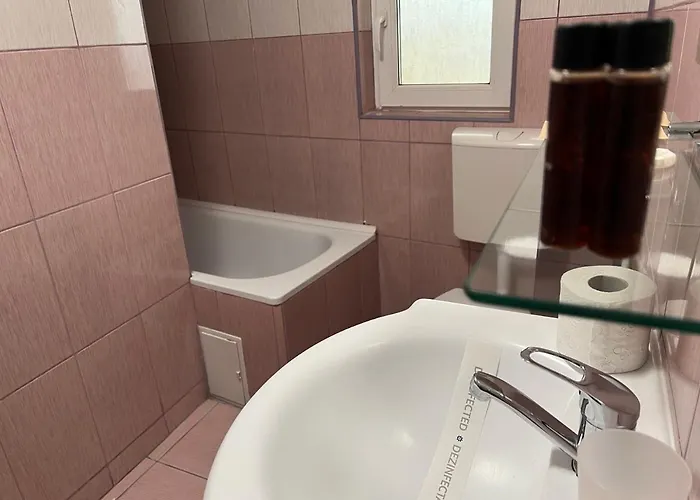 Holidays アパート *